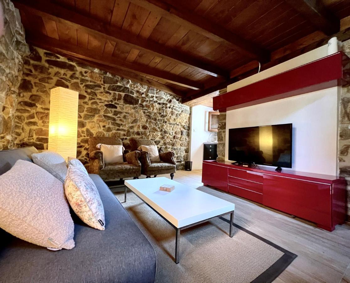 Apartamentos Rurales El Lleron Касо Экстерьер фото